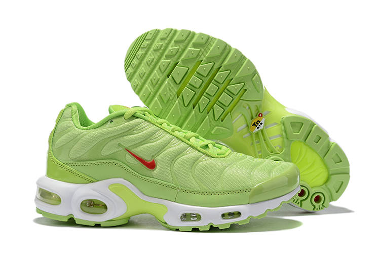 Men Nike Air Max PLUS Green White Red